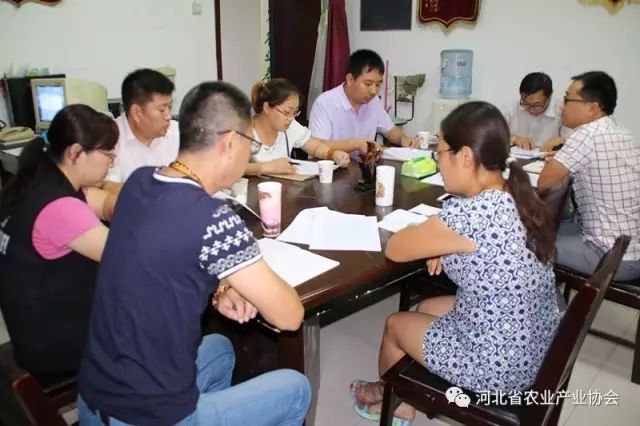 河北省農(nóng)業(yè)產(chǎn)業(yè)協(xié)會分支機構管理工作會議啟幕， 畜禽糞便資源化處理研發(fā)服務中心匯報