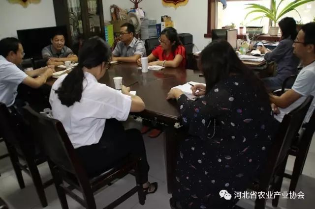 協(xié)會薄皮優(yōu)質(zhì)核桃專業(yè)委員會、協(xié)會薄皮優(yōu)質(zhì)核桃研發(fā)中心完成匯報