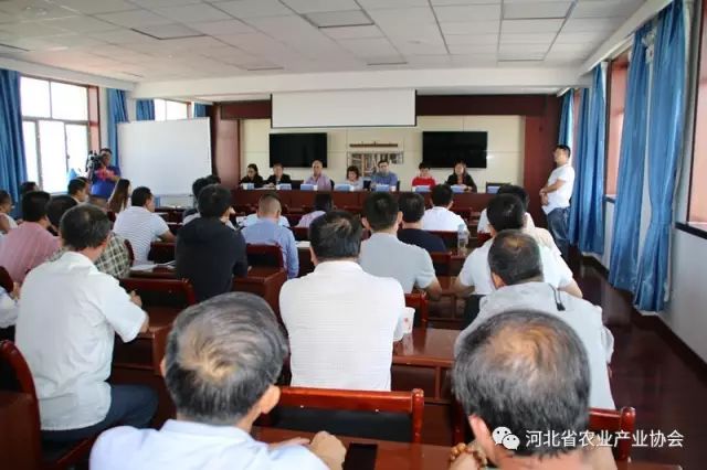 亞美尼亞農(nóng)業(yè)專家團(tuán)一行應(yīng)邀來河北技術(shù)指導(dǎo)， 取得良好成效